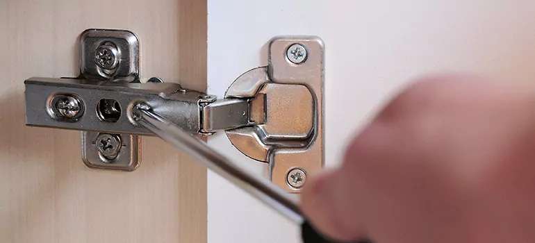 Creaky Door Hinges Fix in The Acreage, FL